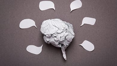 11111 تشرب بعض الدعاة للمقدمات الإنسانوية والعلموية والنسبوية